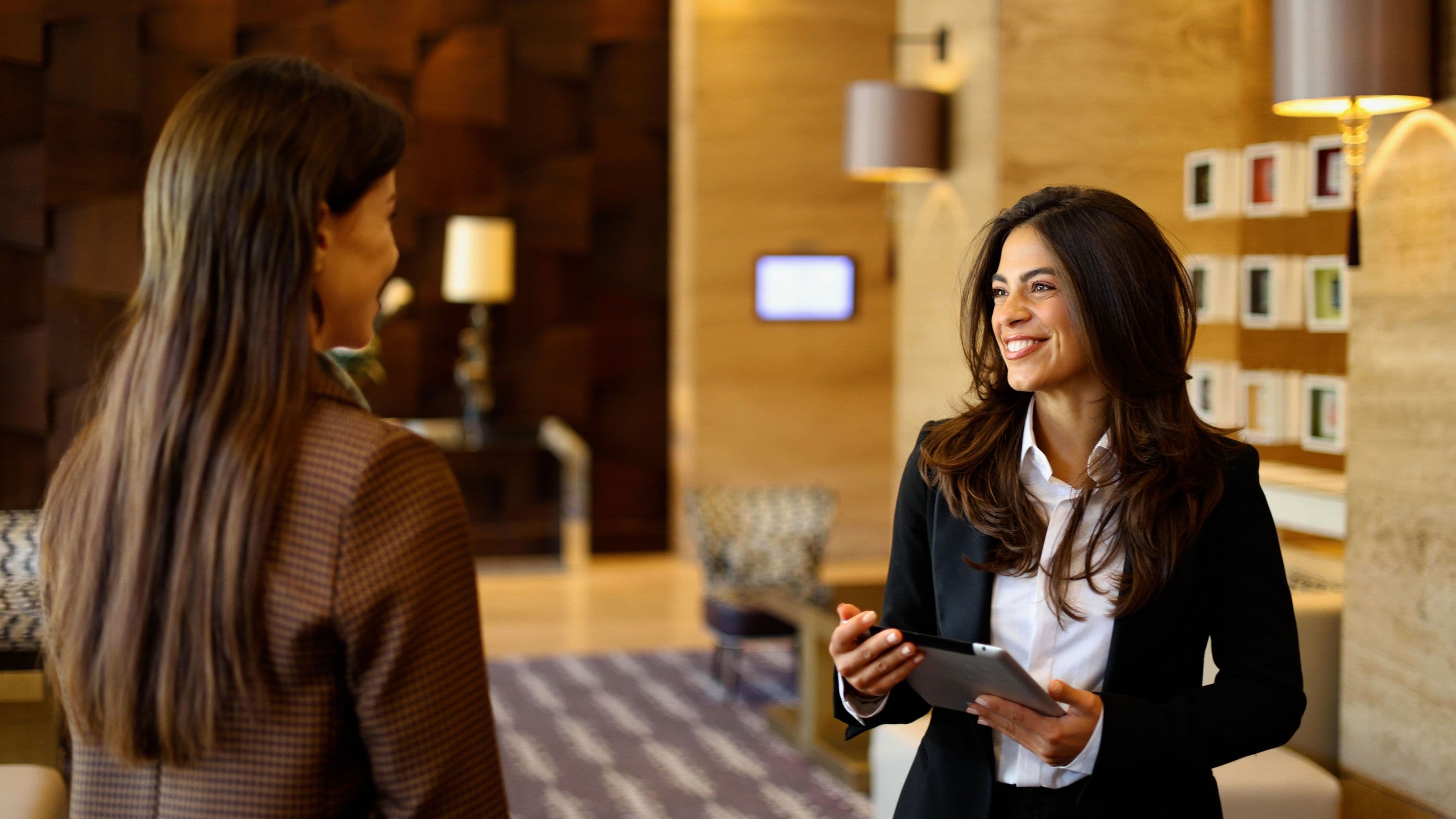 AI in Hospitality Marketing: What Luxury Hotels Need to Know
